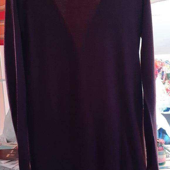 Sweater - Picture 5 of 9